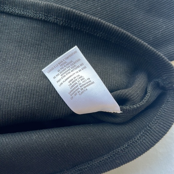 NWT Anthropologie Asymmetrical Cut Out Ribbed Knit Top-Size Small - Picture 5 of 9